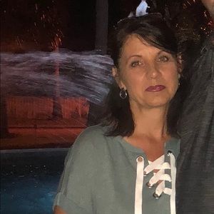Meet your Posher, Lori